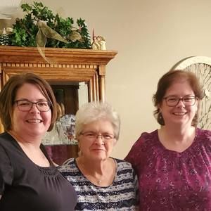 Meet your Posher, Loree